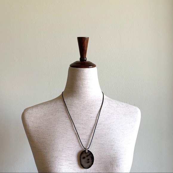 Taupe Gray and Black agate slice pendant necklace Adjustable length cord Stone - Picture 4 of 6